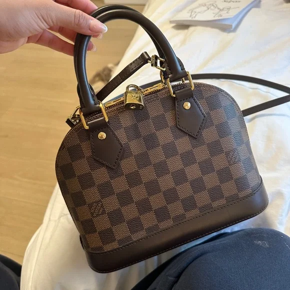 Louis Vuitton Alma bb - Picture 2 of 7